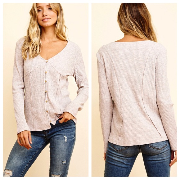 Fall Must Perfect Front loop button ribbed top - Picture 2 of 6